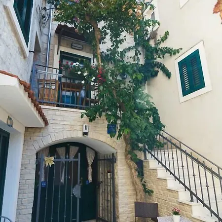 Apartament Cambi *